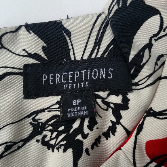 Perception Petite Floral Dress - Picture 2 of 2